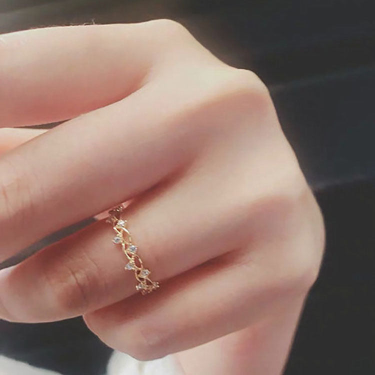 Dainty S925 Sterling Silver Gold Plated Leaf Ring – Minimalist Light Luxury Band