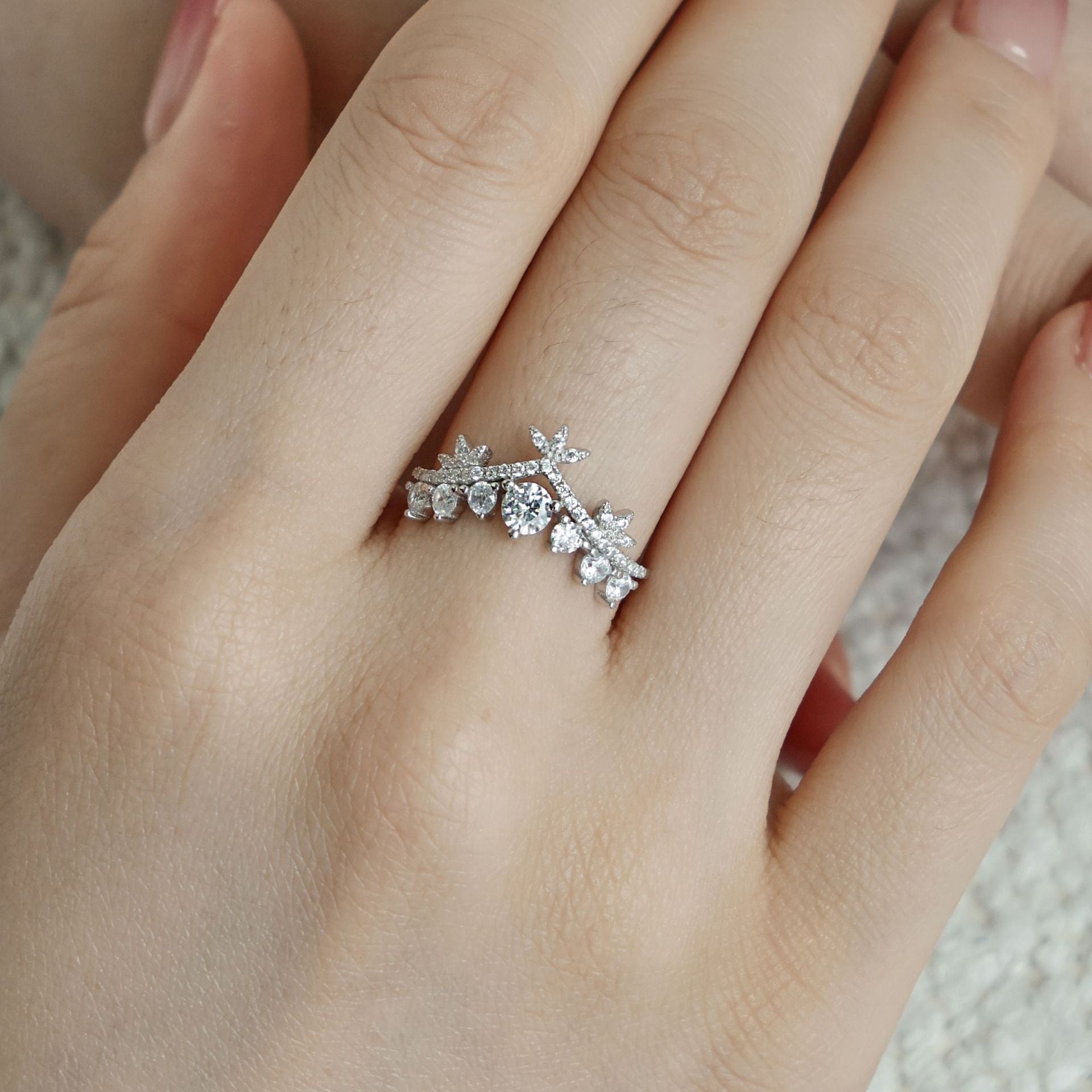 Light Luxury S925 Sterling Silver Ring in Japanese-Korean Style
